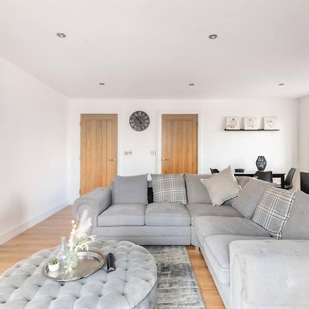 Luxurious 3-Bed Penthouse In Sheffield Apartment Handsworth Exterior foto