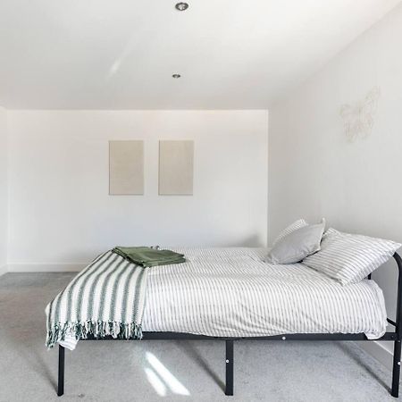 Luxurious 3-Bed Penthouse In Sheffield Apartment Handsworth Exterior foto