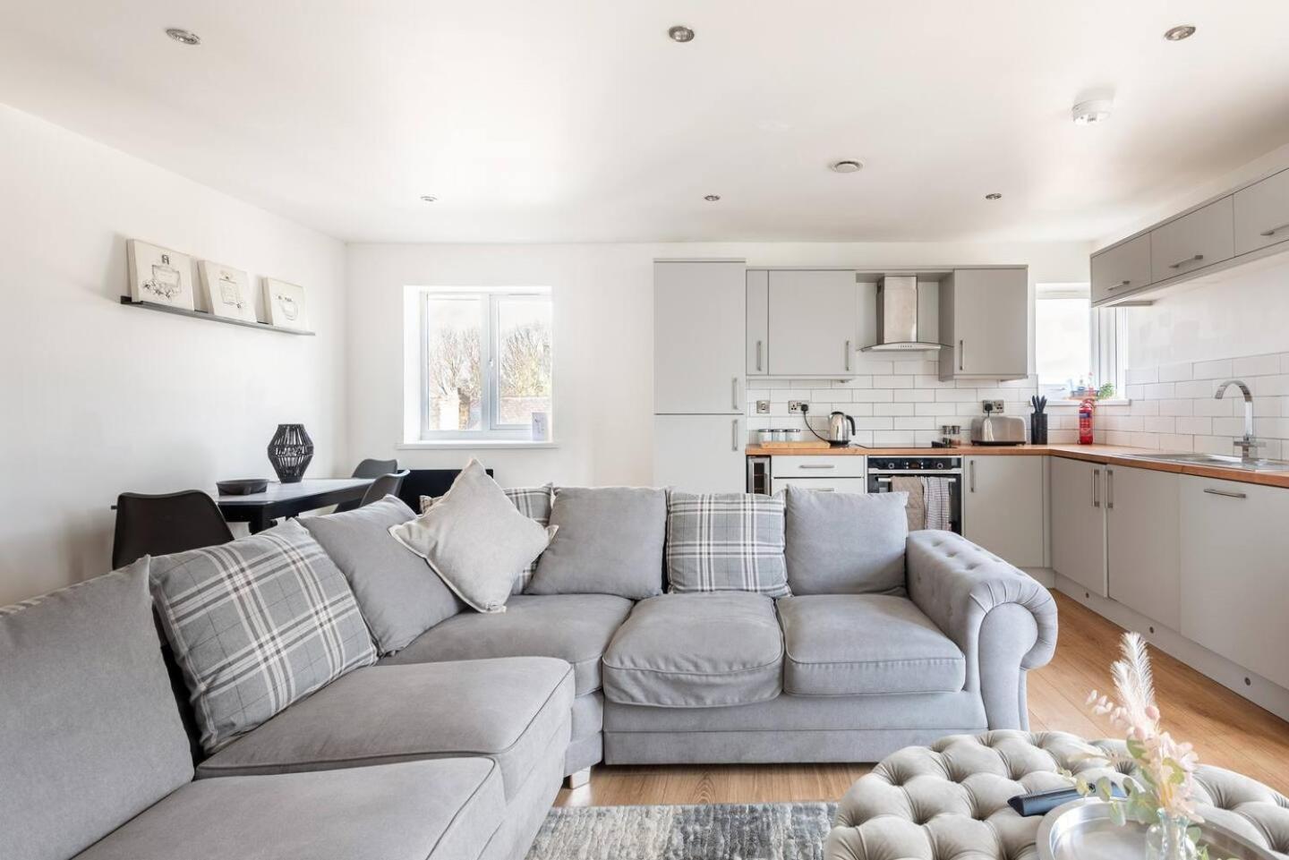 Luxurious 3-Bed Penthouse In Sheffield Apartment Handsworth Exterior foto